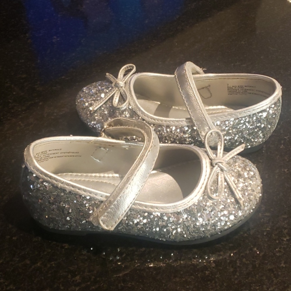 Cherokee ®️ Sparkly Silver Shoes